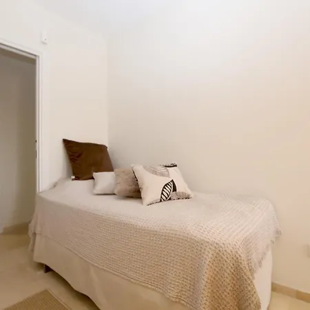Port Yvonne شقة إِستيبونا